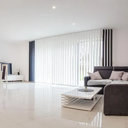 Dm Appartement